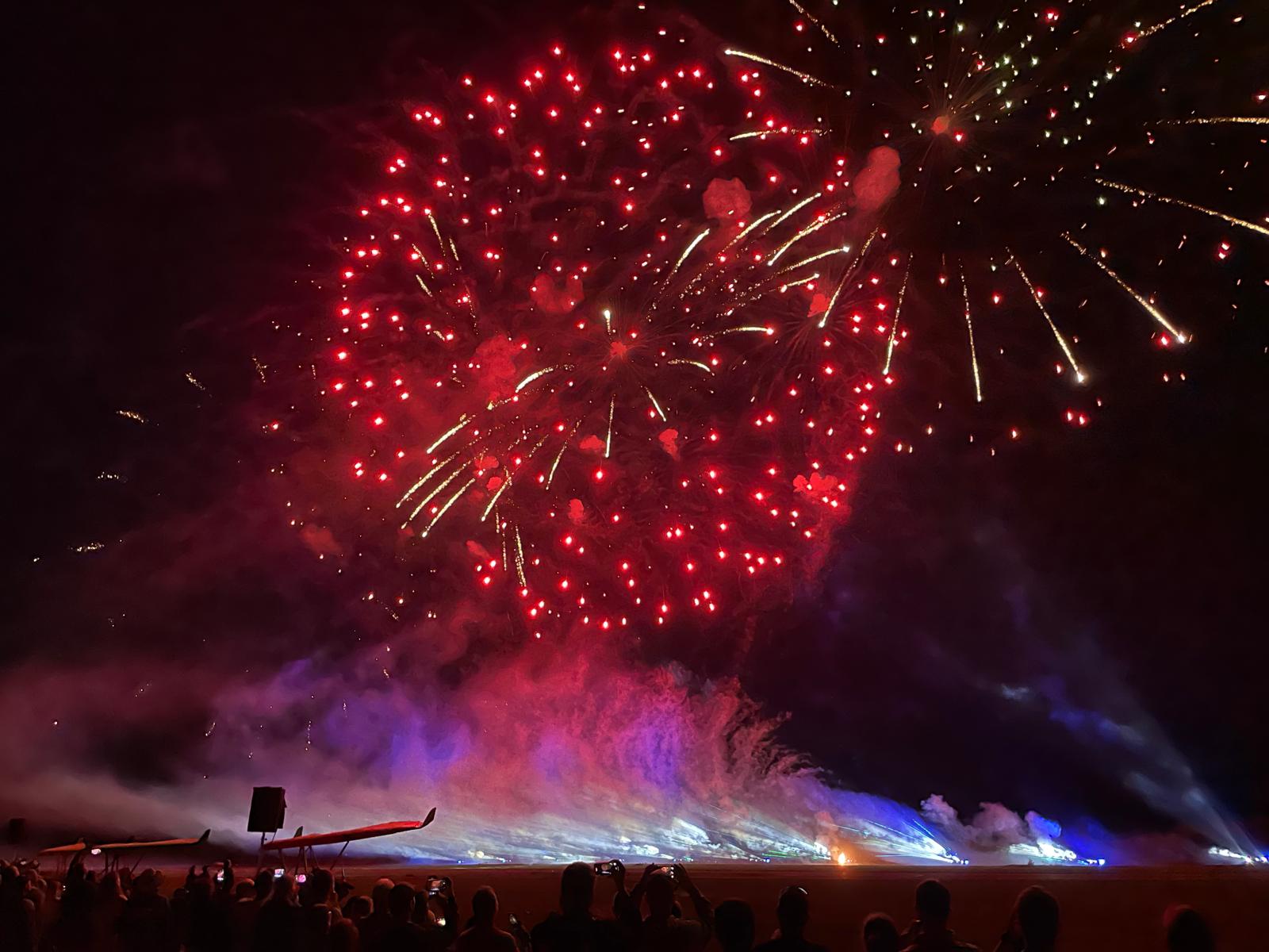 Laserová a pyro show © P. Marianič